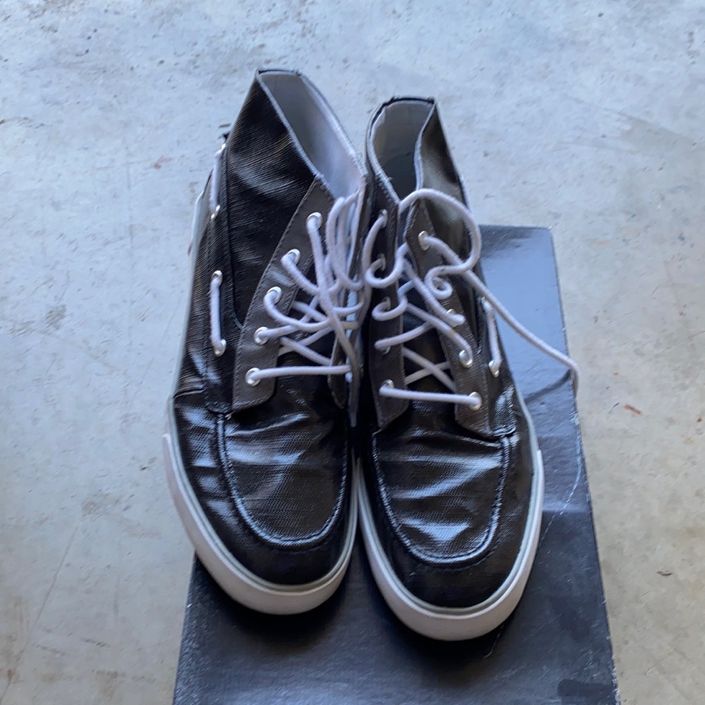 Men’s shoes
